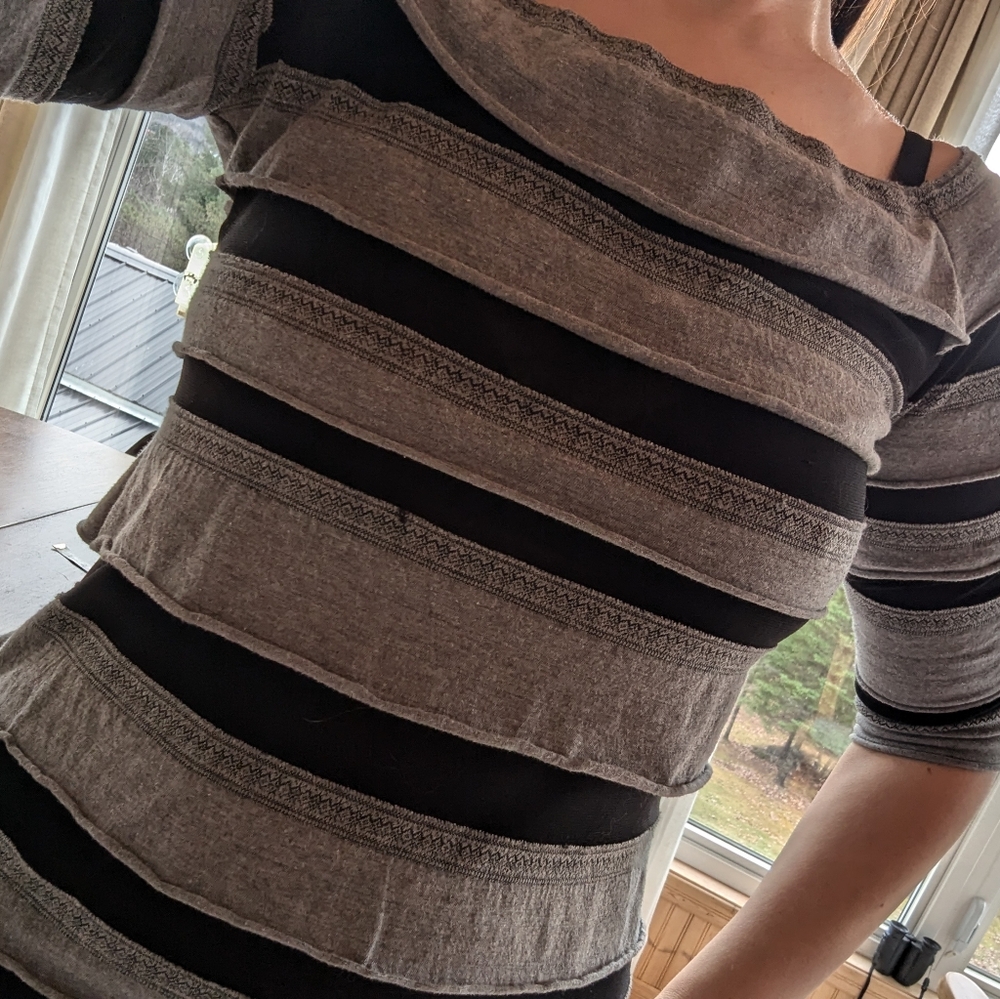 Joseph Ribkoff stylish top - Picture 10 of 11
